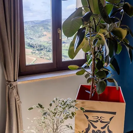 O F 2 Апартаменты *